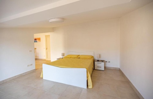Roccella Jonica Maison | Chiaro di Luna Guest House