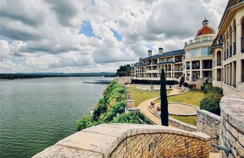 Lago Vista Appartement | Chic 1-bedroom apartment with AC, fitness room in charming Lago Vista