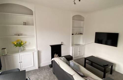 Parsons Green and Walham Appartement | Chic 1 bedroom apartment in brilliant Fulham with AC