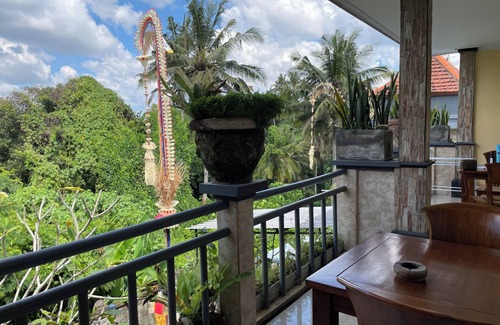 Kutuh Kaja Appartement | Chic 1-bedroom apartment in charming Bali with WiFi, AC. Hot and cold water