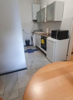 Simmering Appartement | Chic 1BR Apt Very Central in Vienna