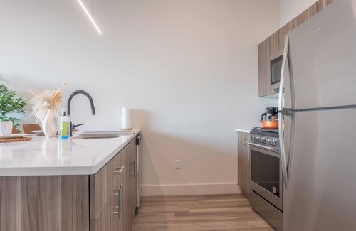East Orange Appartement | Chic 1BR Apt w/WiFi + Parking, AC in lovely East Orange