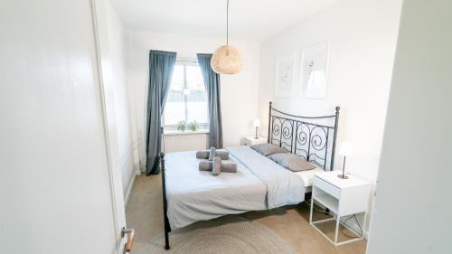 Lundby Appartement | Chic 1BR City center Sleeps 4 Brämaregården