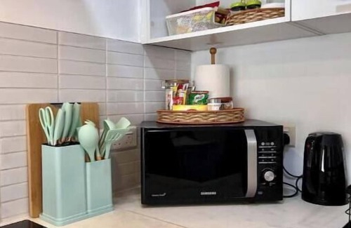Kweiman Appartement | Chic 1BR w/Pool & Generator 5 mins from Aburi