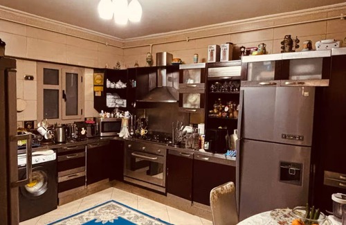 Ar-Raml 1 Appartement | Chic 2-bedroom apartment with WiFi, AC in charming Alexandria Governorate