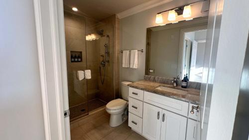 Near West Side Appartement | Chic 2 BR 1 Parking Sleeps 6