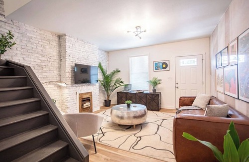 Mount Washington Maison | Chic 2BR Luxury Urban Retreat