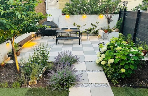Harrison Maison | Designer 2BR Home 20min to NYC w Private Backyard- Newly Remodeled