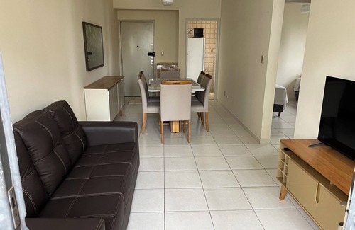 Centro Appartement | Chic 3-bedroom apartment with WiFi, AC in vibrant Centro Londrina