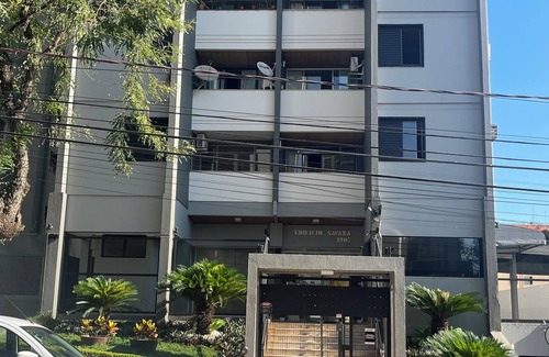 Centro Appartement | Chic 3-bedroom apartment with WiFi, AC in vibrant Centro Londrina