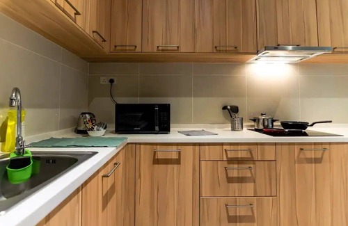 Taman Century Appartement | A Chic 3BR KSL DEsplanade Residence, FREE Parking