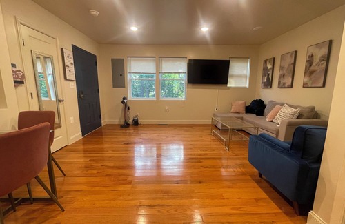 Washington Appartement | Chic 5-bedroom/ 2 B apartment in Washington with AC, WiFi