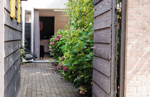 Haastrecht Lit Et Petit-Déjeuner | Chic and cozy overnight stay in Haastrecht! 15 minutes from Gouda and Oudewater.