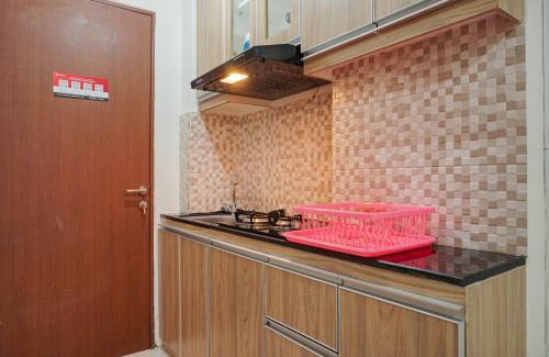 Kayu Putih Appartement | Chic and Cozy Studio at Tifolia Apartment By Travelio