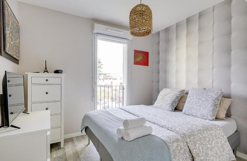 Orly Appartement | Appartement chic avec terrasse et parking