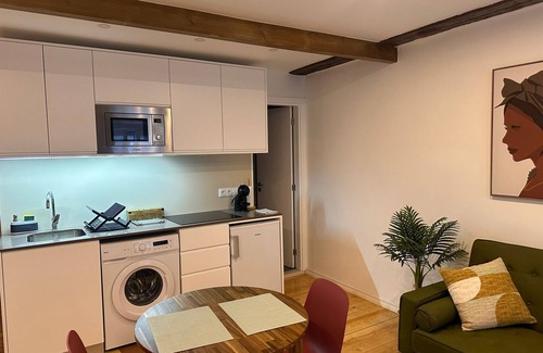 Santos Appartement | Chic Apartment-Rua Verde, Lisbon