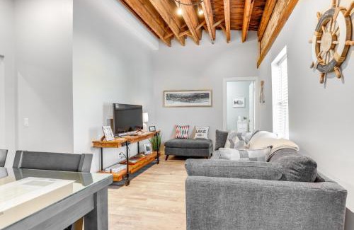 Canandaigua Appartement | Chic Apt in the Heart of Downtown Canandaigua
