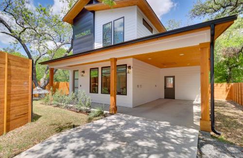 South Manchaca Maison | Chic Austin House with Spacious Backyard and Hammock