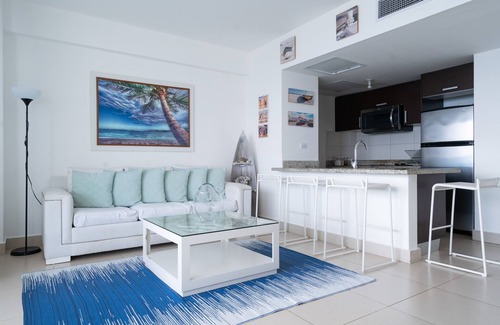 Juan Dolio - El Pueblo Appartement | Chic Beachfront Apt. W / 5 beds Las Olas Juan Dolio