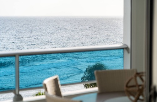 Juan Dolio - El Pueblo Appartement | Chic Beachfront Apt. W / 5 beds Las Olas Juan Dolio
