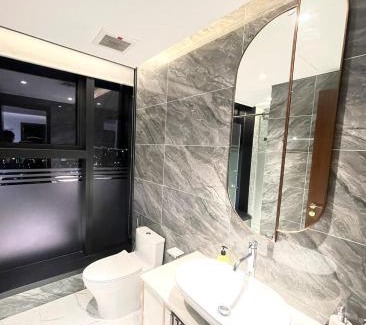 Hai Phong Appartement | Chic Boho 3BR Retreat Lakefront View