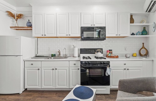 Hawthorne Appartement | Chic & Bright Hawthorne Suite-Near LAX/SoFi/SpaceX
