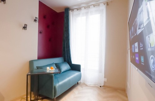 12th Arrondissement Appartement | Chic Calm Designed paris central