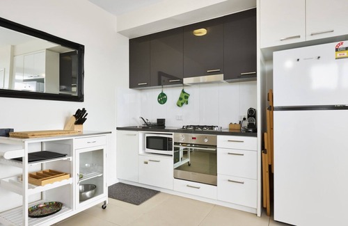 Coburg Appartement | Chic Coburg Haven Modern 1 Bed Apartment