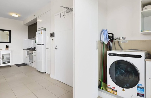 Coburg Appartement | Chic Coburg Haven Modern 1 Bed Apartment