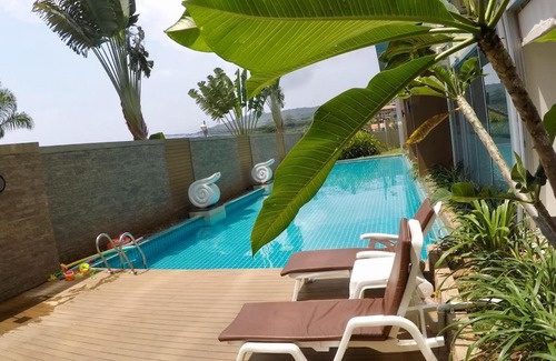 Karon Appartement | Chic Condominium Studio building A
