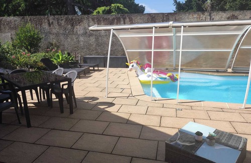 Lamarque-Pontacq Cabine | Tipi chic et cosy de 35m² avec piscine à Pontacq proche de Lourdes.