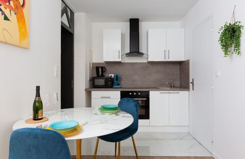 Mulhouse Appartement | Chic & cozy: 45m2 apartment with jacuzzi in historical center