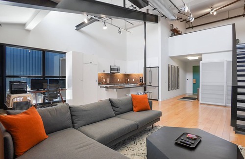 Little Tokyo Copropriété | Chic DTLA Arts District Loft