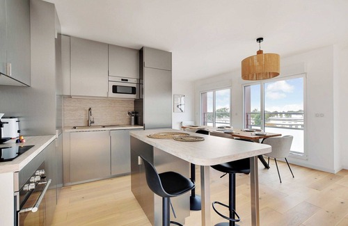 Le Bois Porte de Nogent Appartement | Duplex Chic avec Toit -3Ch/6P- Nogent-sur-Marne