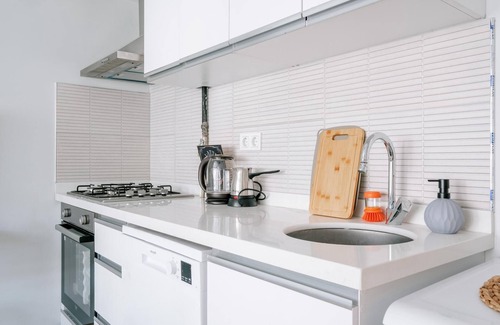 Moda Appartement | Chic Flat w Balcony 5 min to Moda Coast in Kadikoy