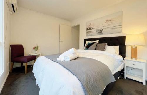 Fitzroy North Maison | Chic getaway at Fitzroy North
