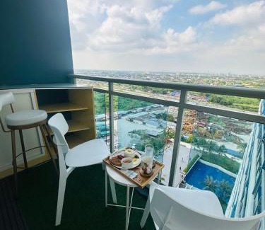 San Fernando Appartement | Chic Hideaway at Azure North Bali Tower