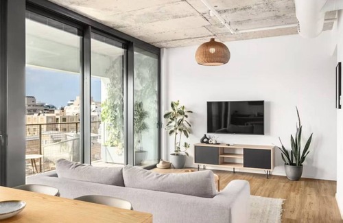 Tel Aviv Appartement | Chic High-End Stay 1BR 52 Sqm Balcony Parking