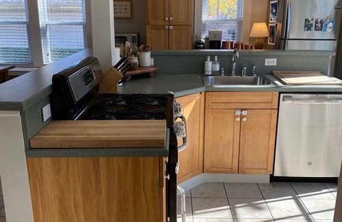 Asbury Park Maison | Chic Historic Victorian In The Heart Of Asbury Park - Walking Distance to Beach