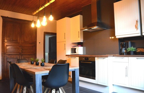 Vaux-sur-Sure Maison | Maison de vacances spacieuse avec Jardin