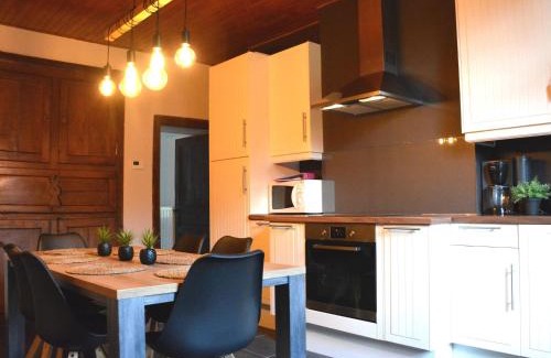 Vaux-sur-Sure Maison | Chic Holiday Home with Garden