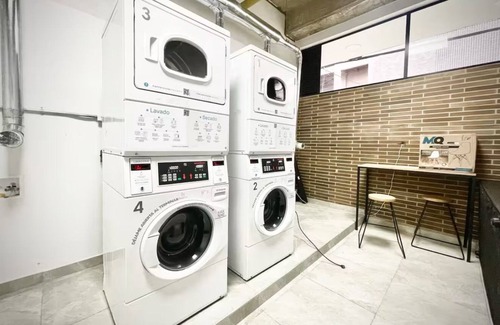 La Gran Via Appartement | Chic Luxury Stay Near Parque 93