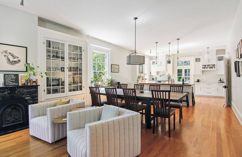 Ithaca Maison | Chic Mansion
