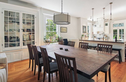 Ithaca Maison | Chic Mansion