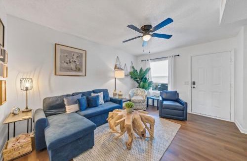 Springdale Maison | Chic & Modern 2BD Near CAE