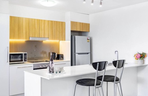 Kelvin Grove Appartement | Chic Modern Retreat: 1BR Apt w/ pool@Kelvin Grove
