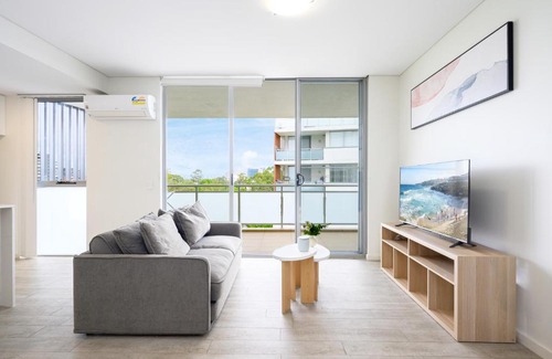 Warwick Farm Appartement | Chic One-Bedroom Hideaway with Free Parking&Wi-Fi
