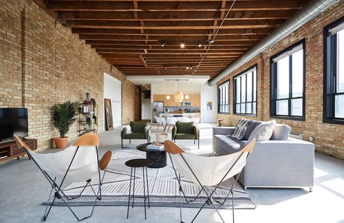 West Loop Appartement | Chic Penthouse Corner 3BR Loft In Fulton Market