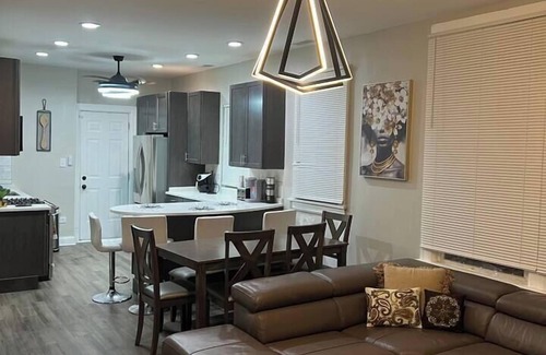 Roseland Appartement | Spacious 3-bedroom apartment in lovely Chicago with WiFi, AC