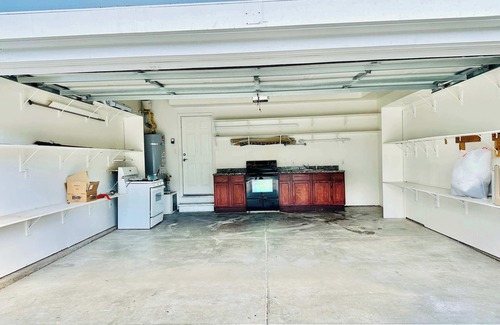Reno Maison | Chic Sky Haven |4Bedrooms|Sleeps13